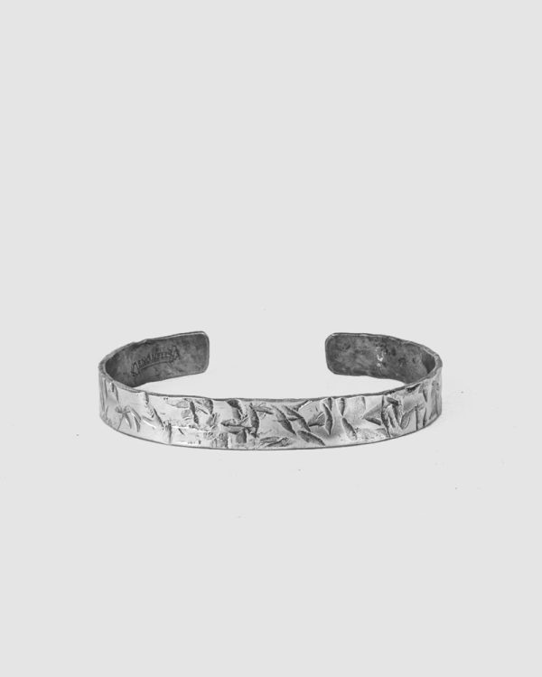 Rugged silver bracelet Fashion